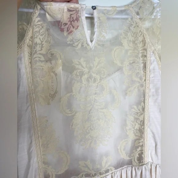 NWT Cream Lace Maxi Dress - Picture 5 of 8